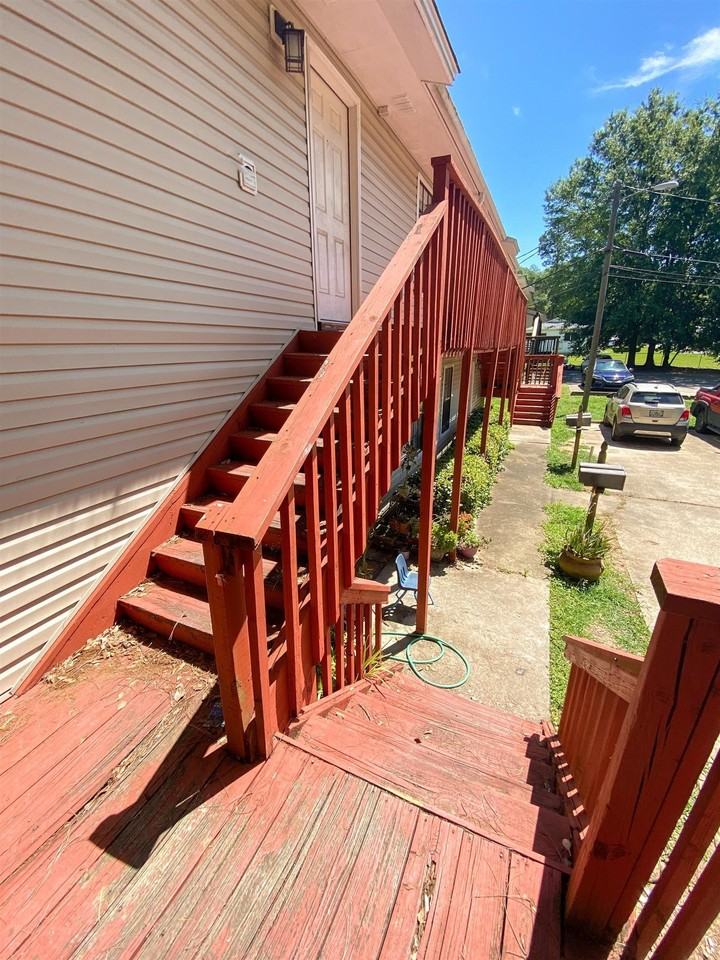 1416 Charlotte St #B - Photo 4 of 11