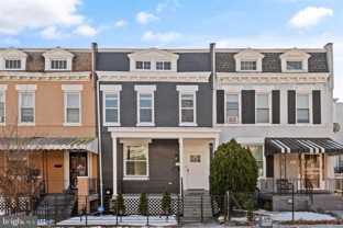 444 Kenyon St Nw - Photo 1 of 1