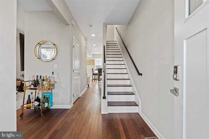 444 Kenyon St Nw - Photo 3 of 32