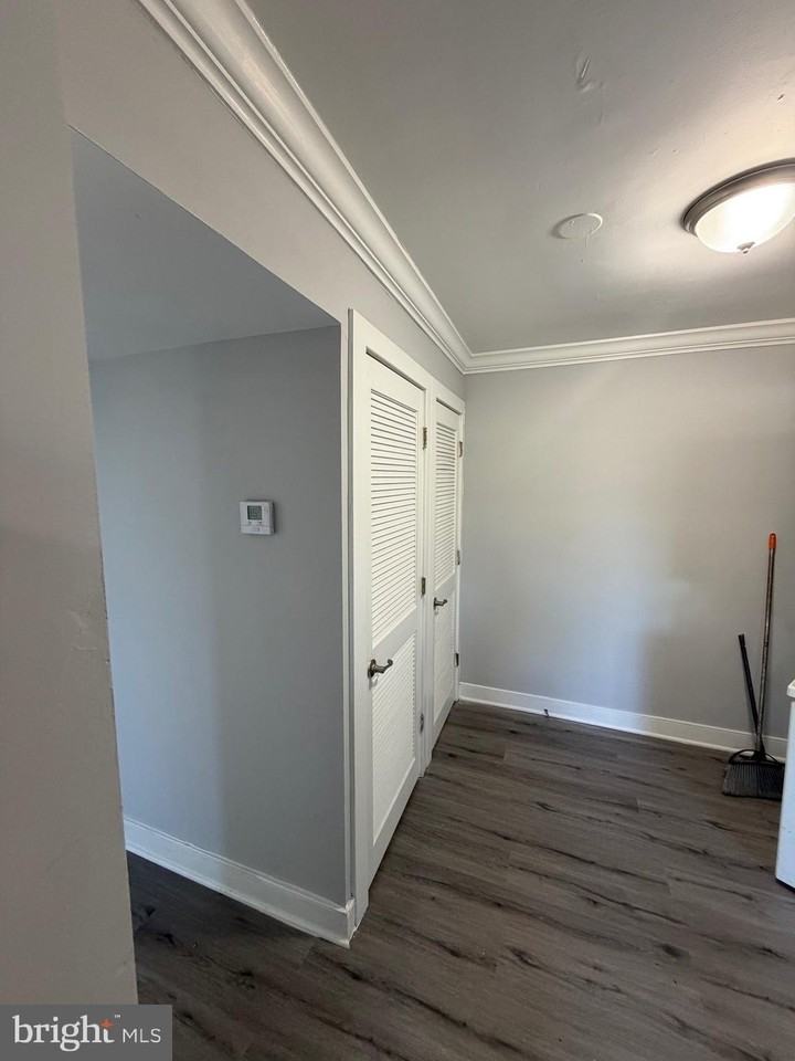 2835 Gainesville St Se #304 - Photo 5 of 10
