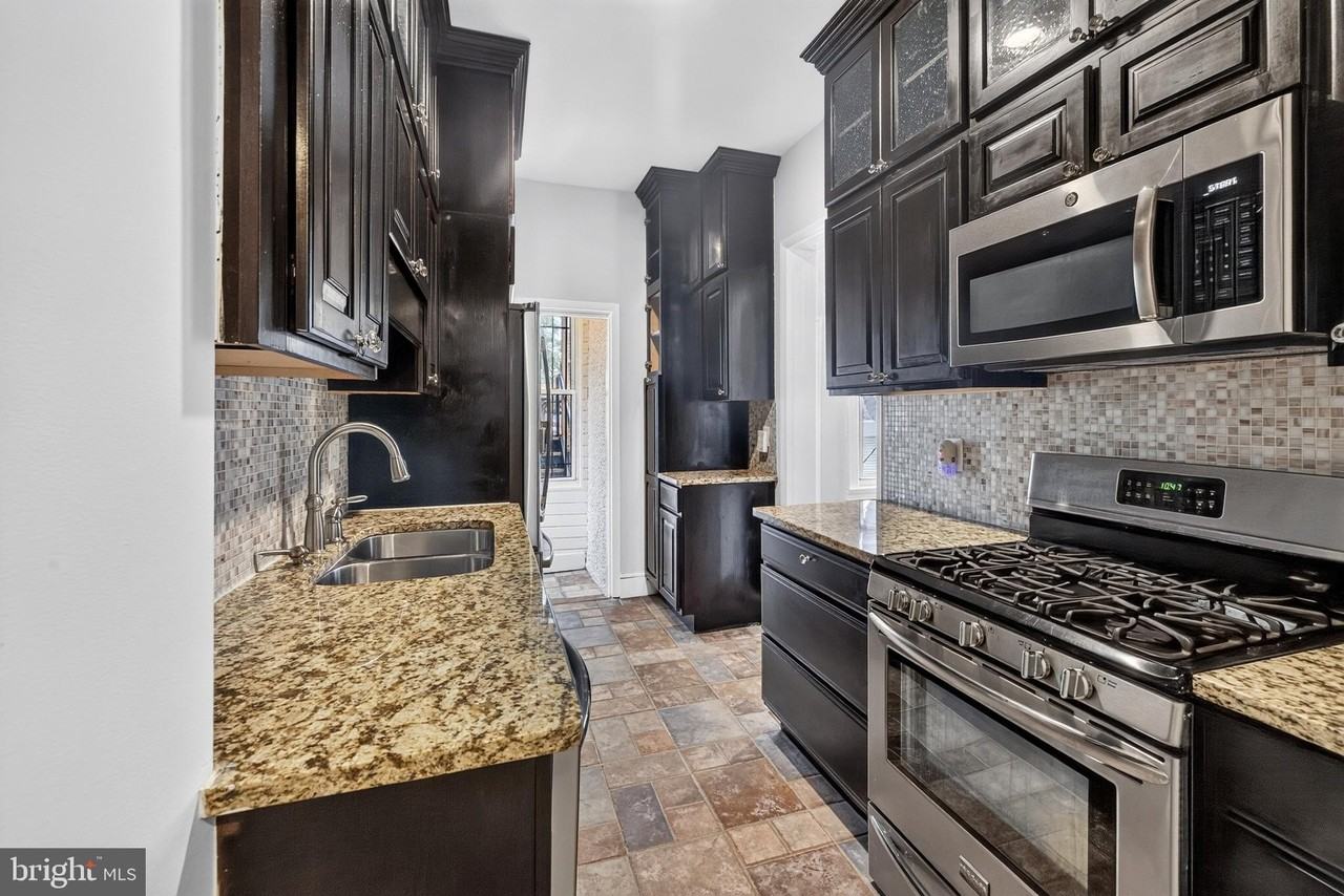 3015 13th St Nw - Photo 3 of 40