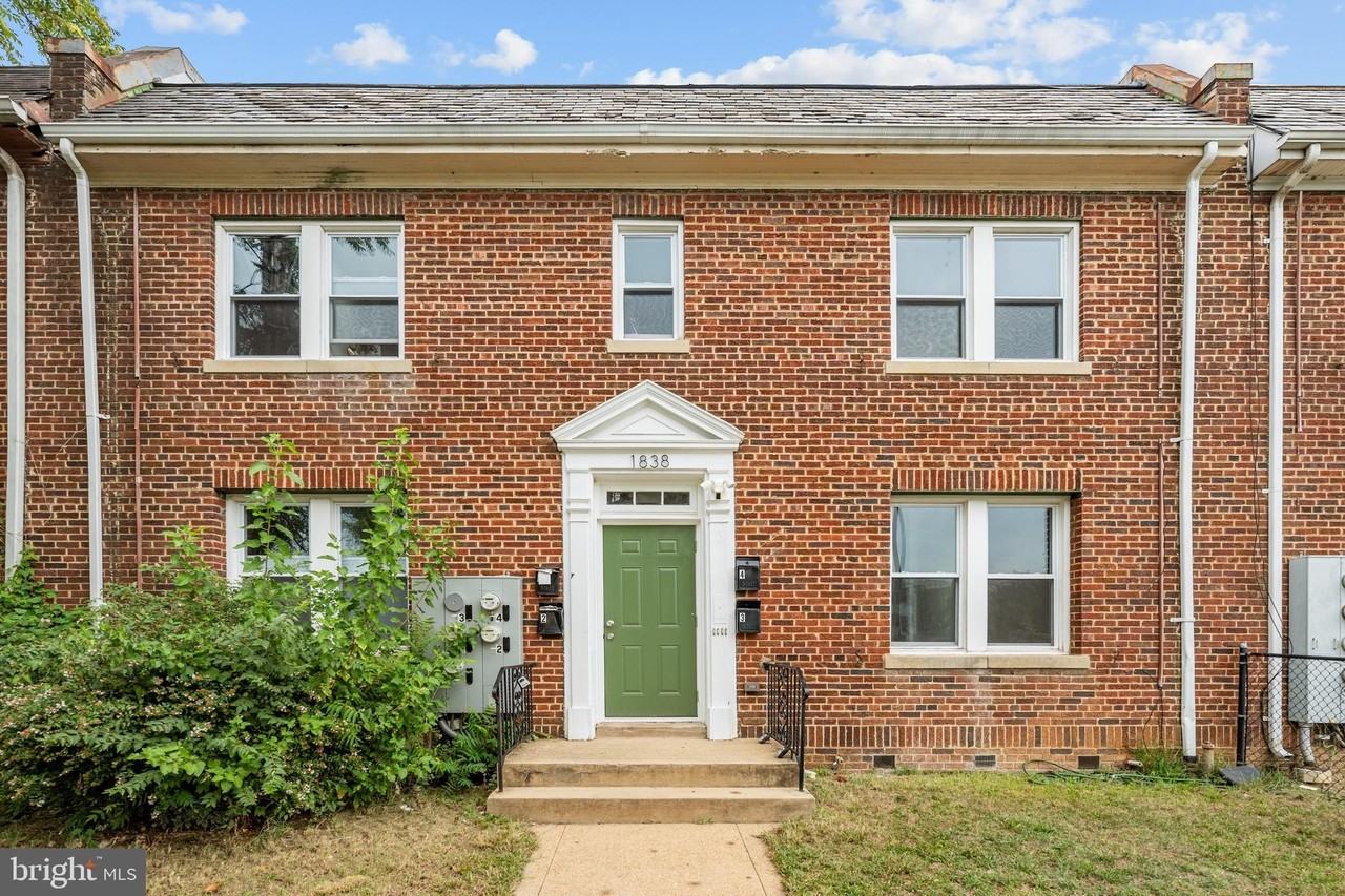 1838 C St Se #2