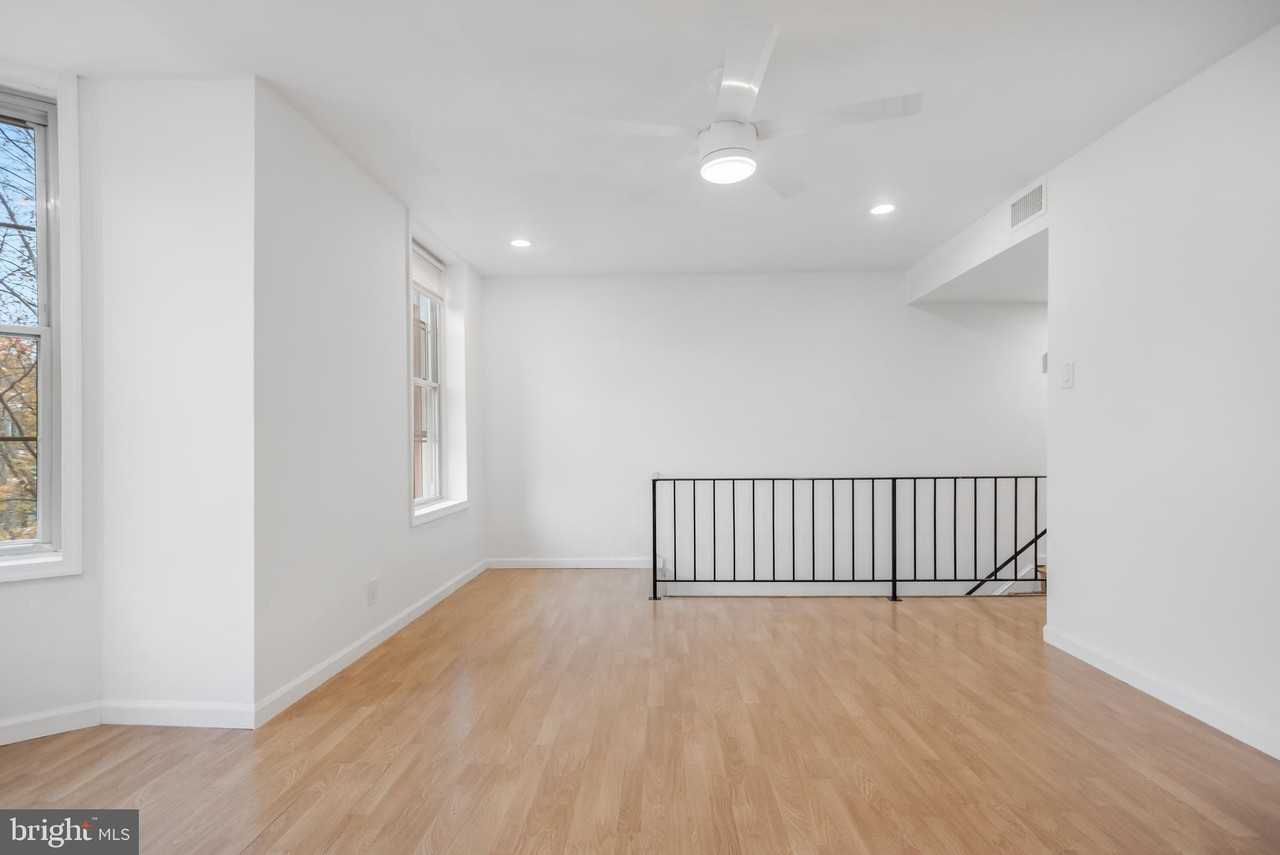 814 11th St Ne #A - Photo 7 of 22