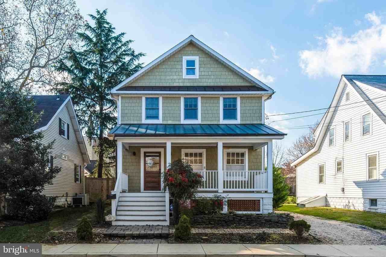 49 Amos Garrett Blvd - Photo 3 of 47