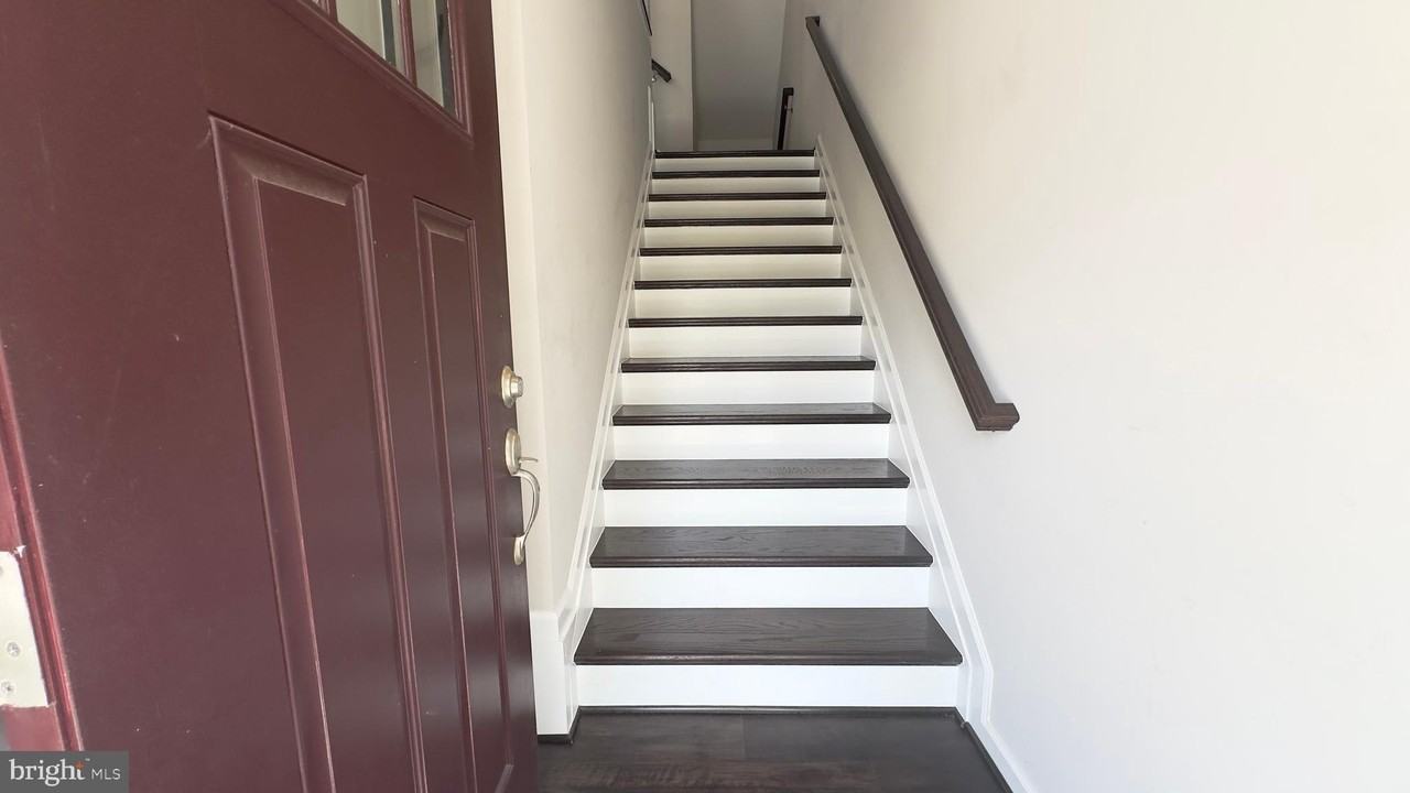 1310 Foggy Turn - Photo 3 of 30