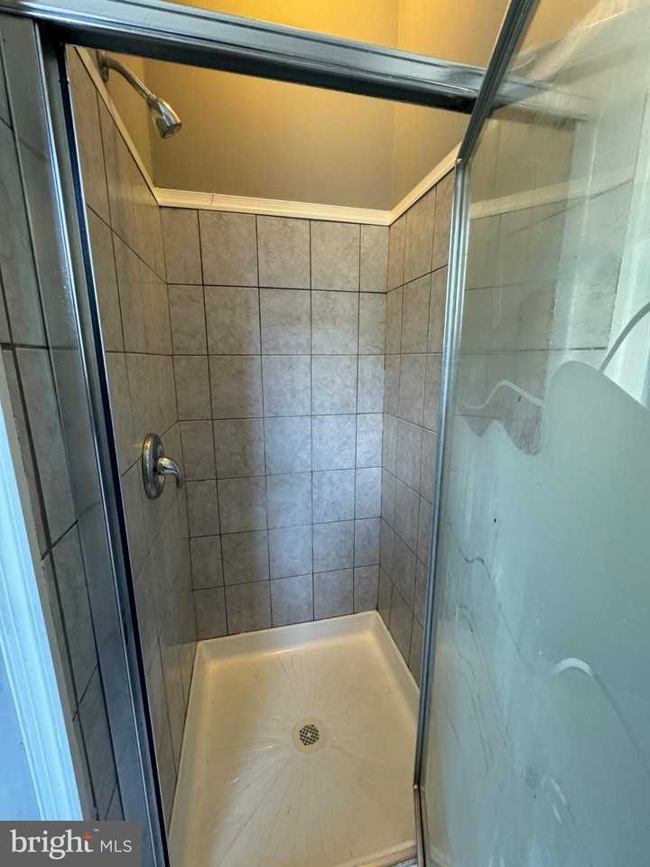 3314 Mondawmin Ave - Photo 3 of 11