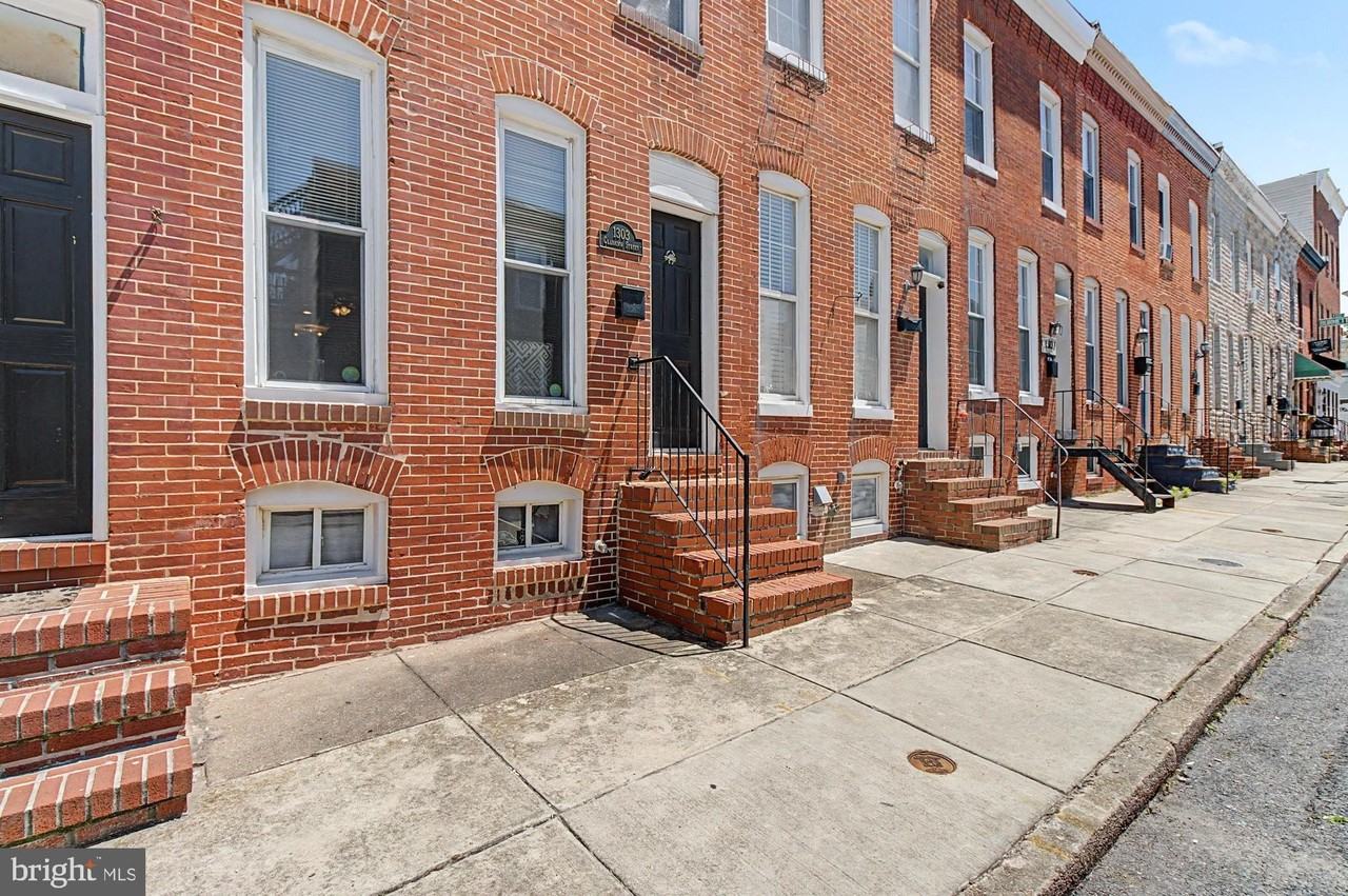 1303 Clarkson St - Photo 2 of 37