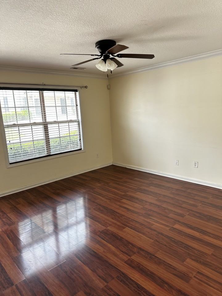 4755 Forest Landing Way #1 - Photo 4 of 46