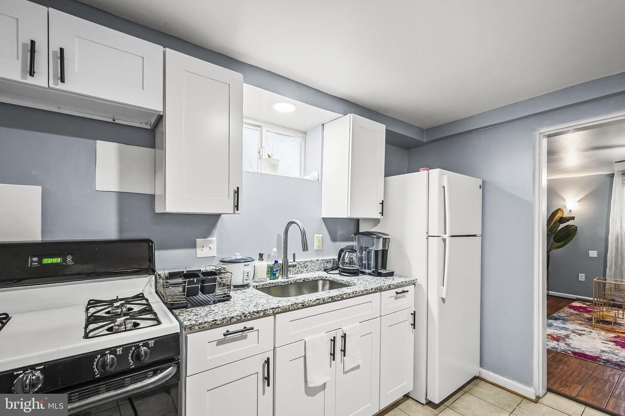 807 Houston Ave #4 - Photo 4 of 8