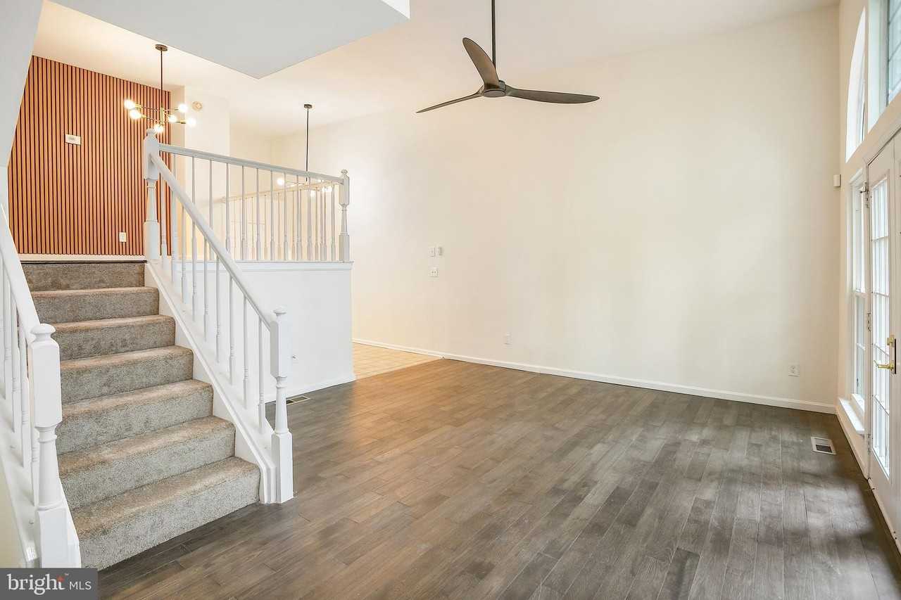 13417 Silver Moon Way - Photo 5 of 42