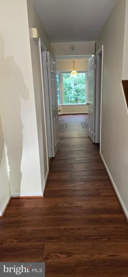 707 Curry Ford Ln - Photo 2 of 20