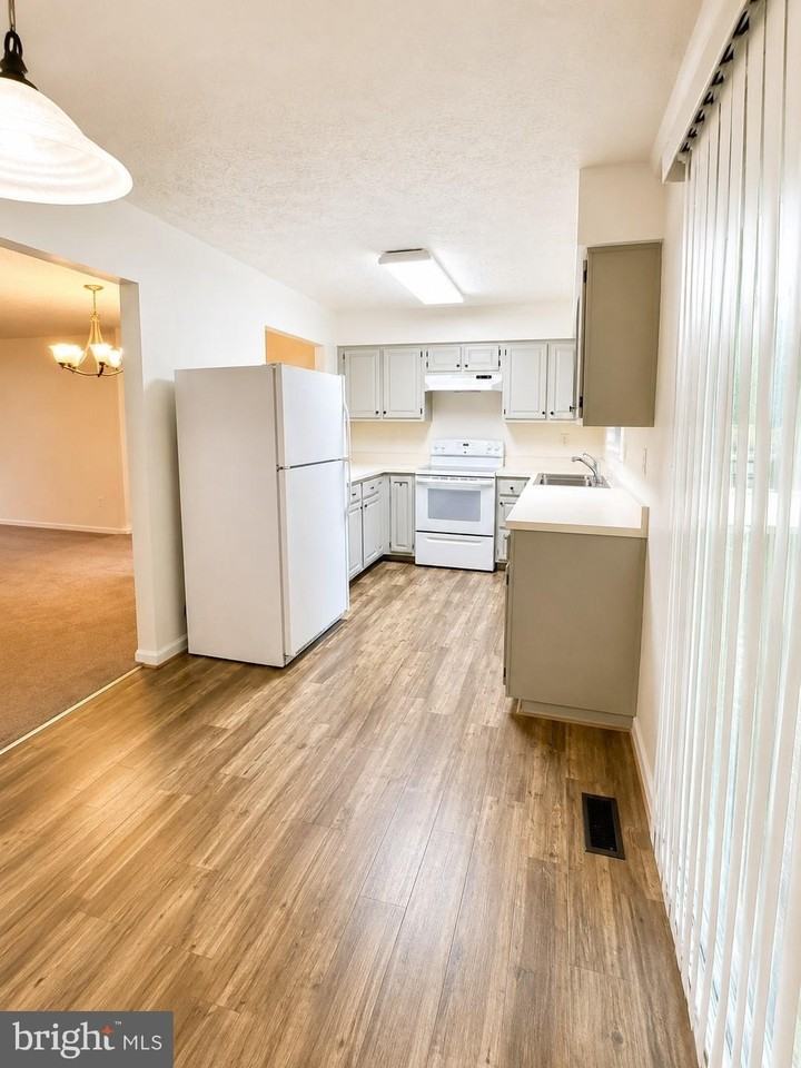7719 Ora Ct - Photo 5 of 23