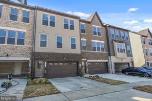 6947 Gladebrook Rd - Photo 1 of 1