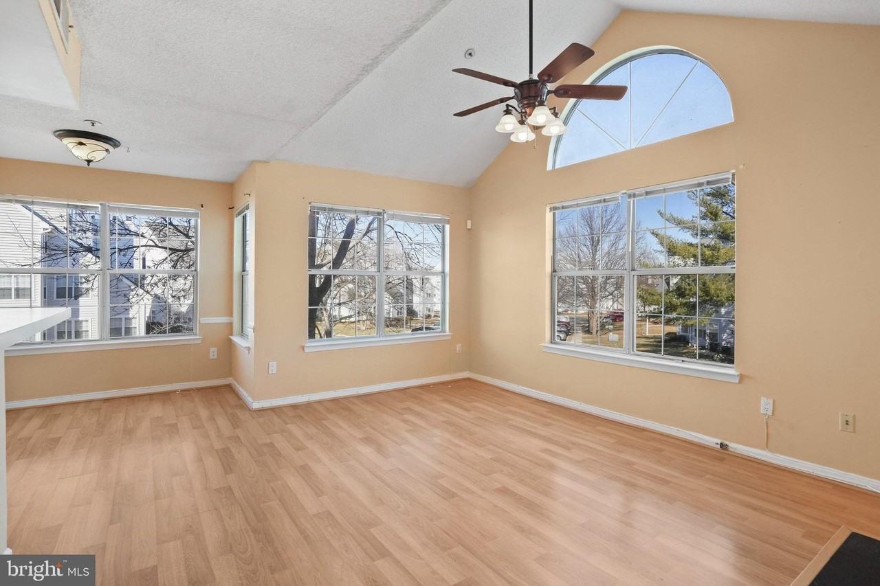 14023 Vista Dr #89 - Photo 3 of 24