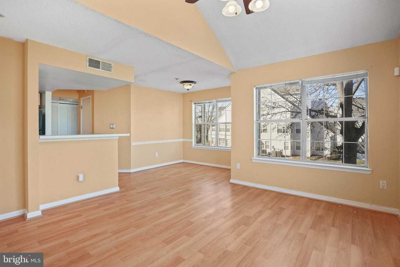 14023 Vista Dr #89 - Photo 4 of 24