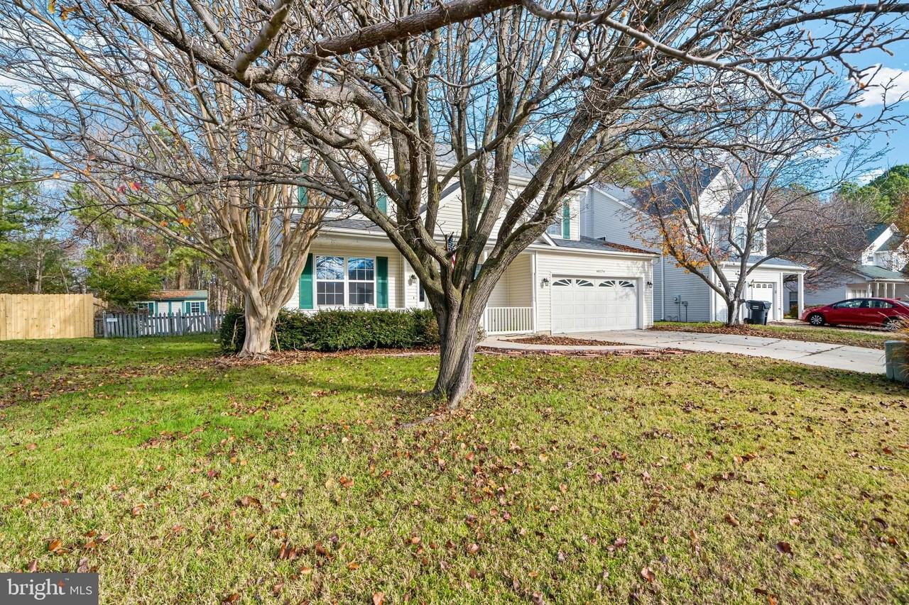 48274 Keel Dr - Photo 4 of 44