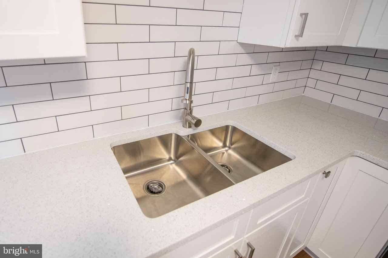 2151 Old Lincoln Hwy - Photo 6 of 27