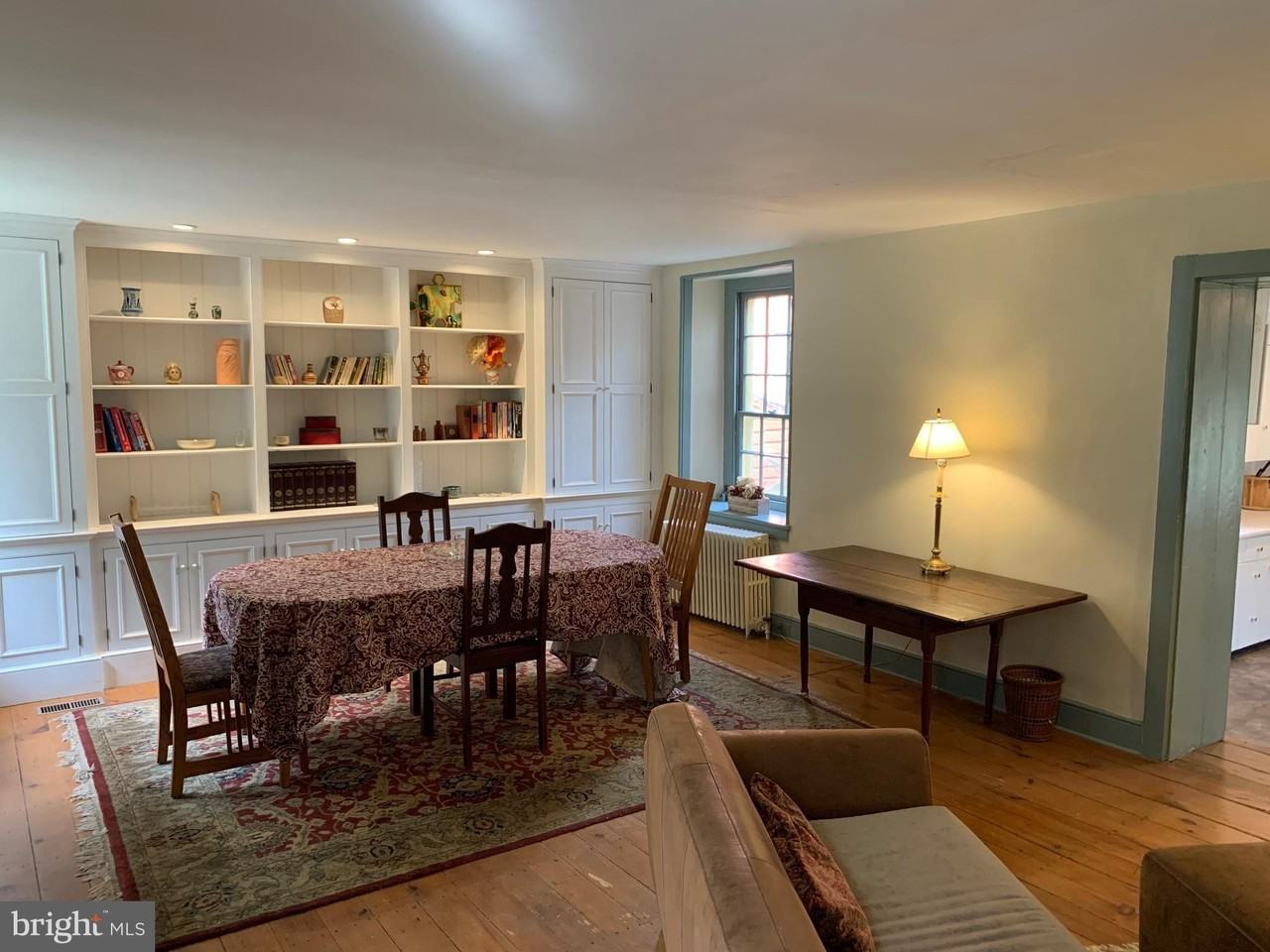 2948 River Rd - Photo 2 of 26