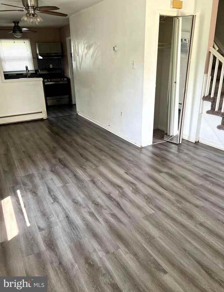 5619 Mitchell Rd - Photo 4 of 15
