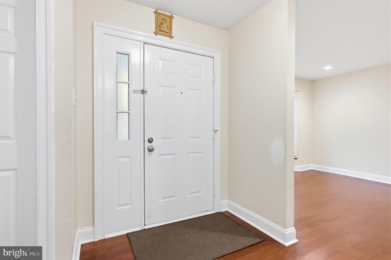 44 Gaylord Ct - Photo 6 of 42