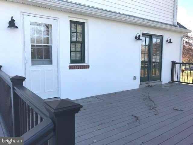 6091 Kellers Church Rd - Photo 3 of 16