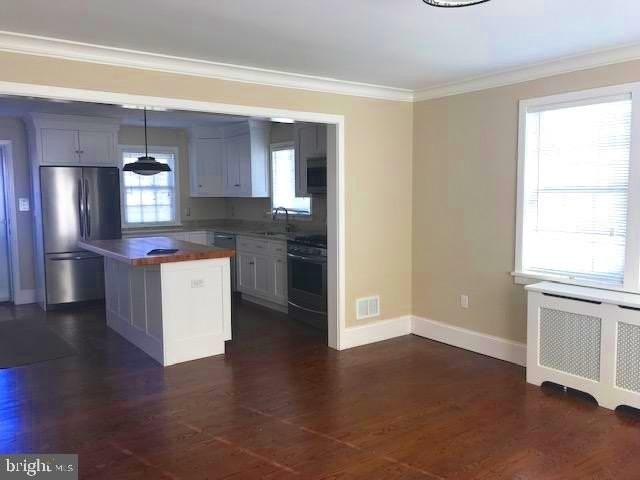 6091 Kellers Church Rd - Photo 7 of 16