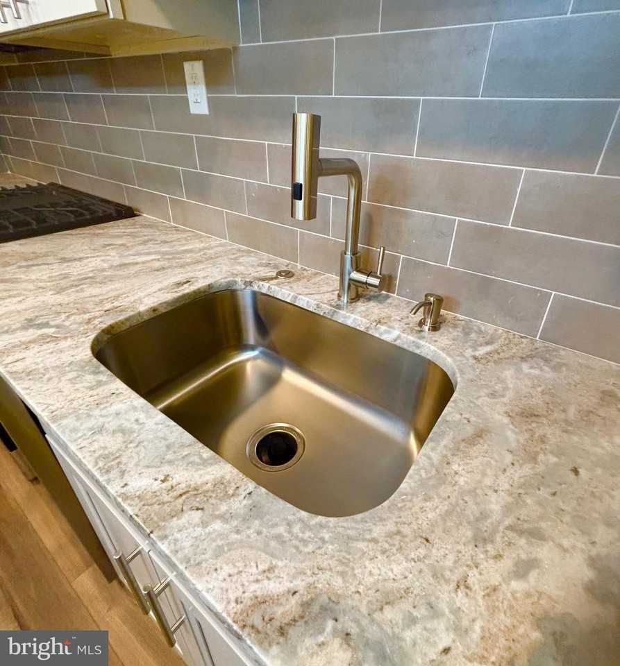 12140 Rambler Rd - Photo 7 of 16