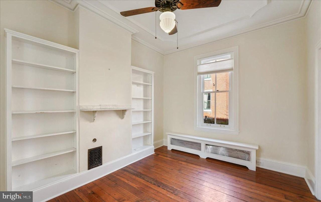 2308 Madison Sq - Photo 3 of 16