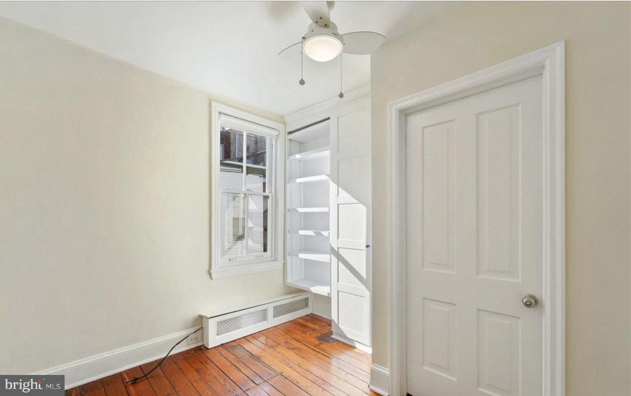 2308 Madison Sq - Photo 6 of 16