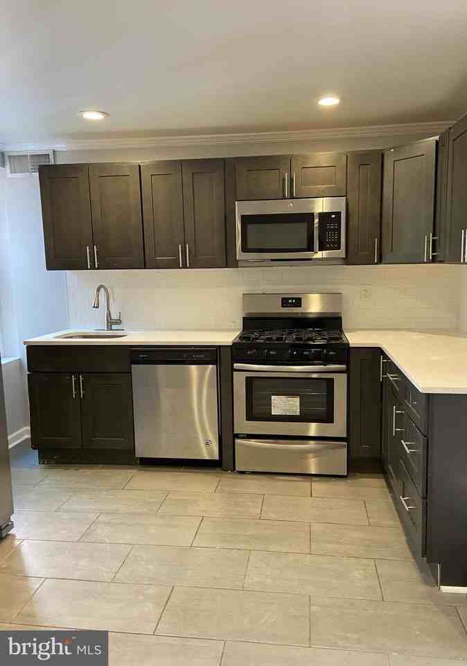 7053 Paschall Ave #2 - Photo 4 of 11