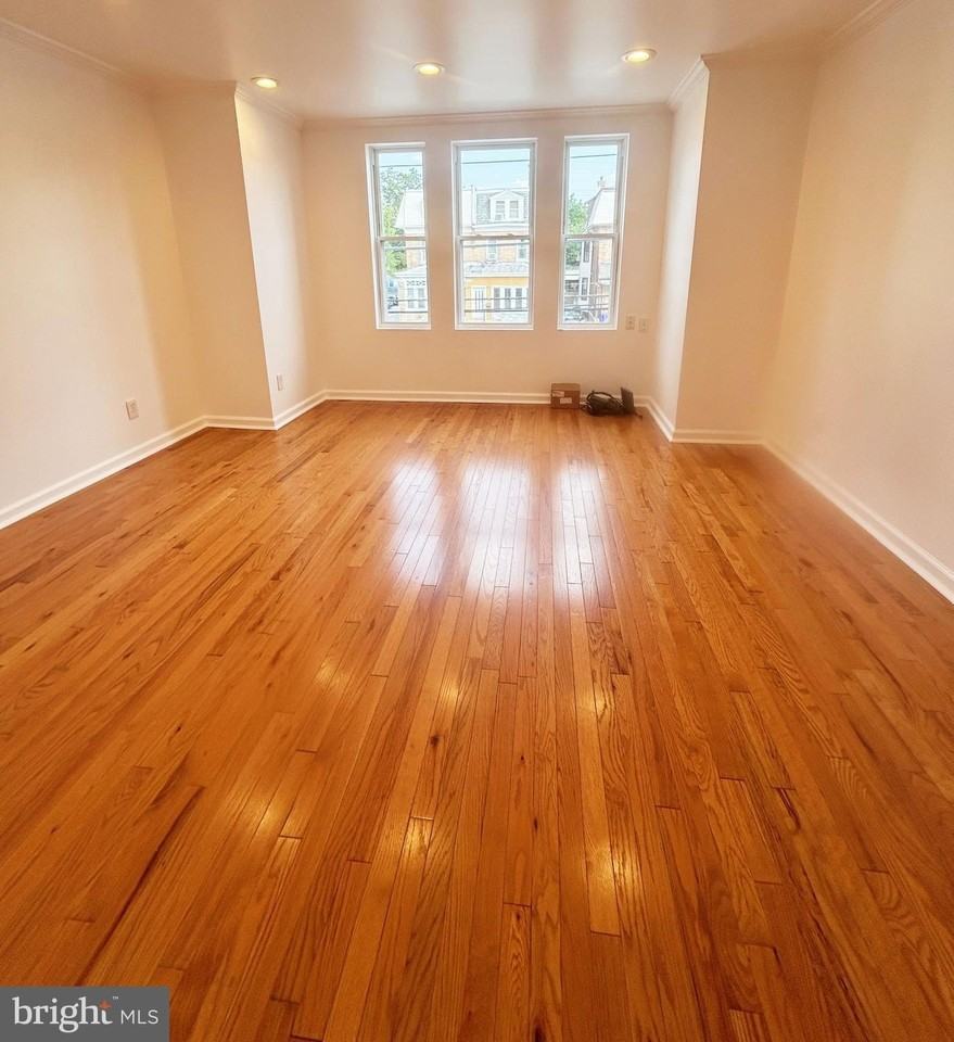 7053 Paschall Ave #2 - Photo 5 of 11