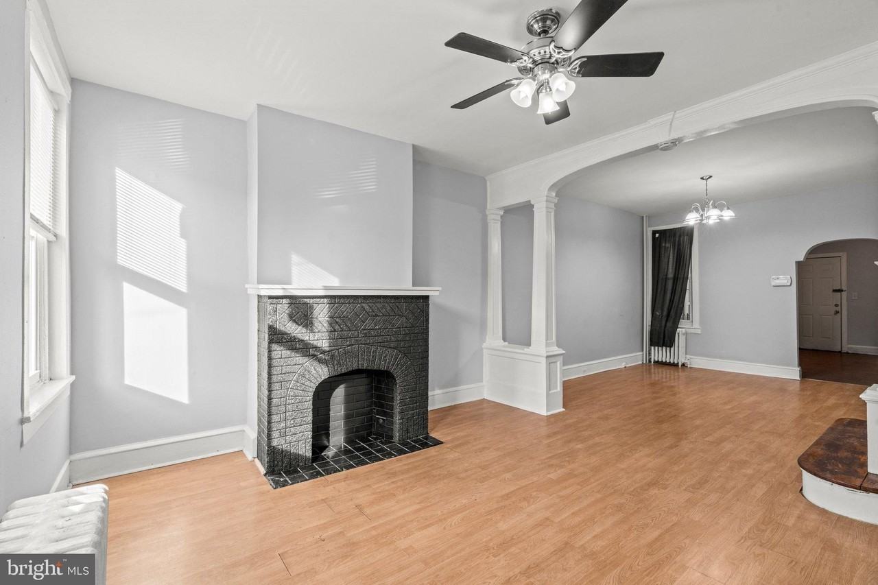 3553 Emerald St - Photo 2 of 13