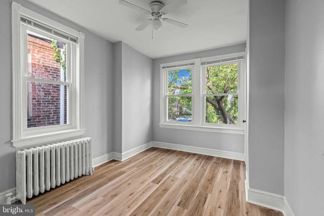 3553 Emerald St - Photo 6 of 13