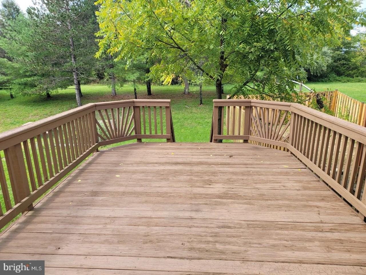 104 Township Ct - Photo 3 of 37