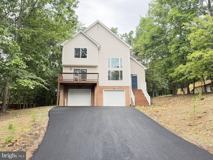1234 Lakeview Dr - Photo 1 of 1