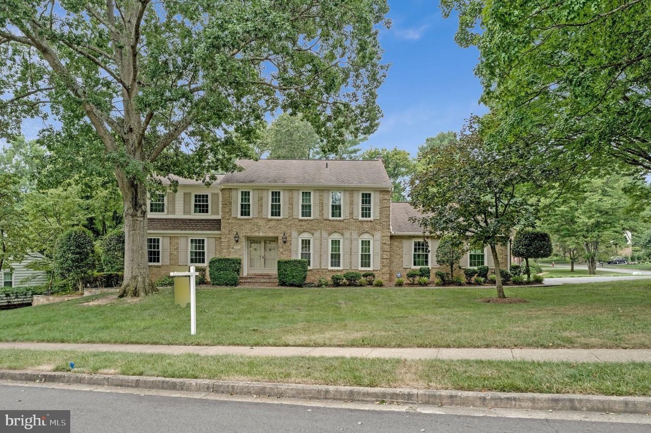 1171 Foxhound Ct - Photo 2 of 50