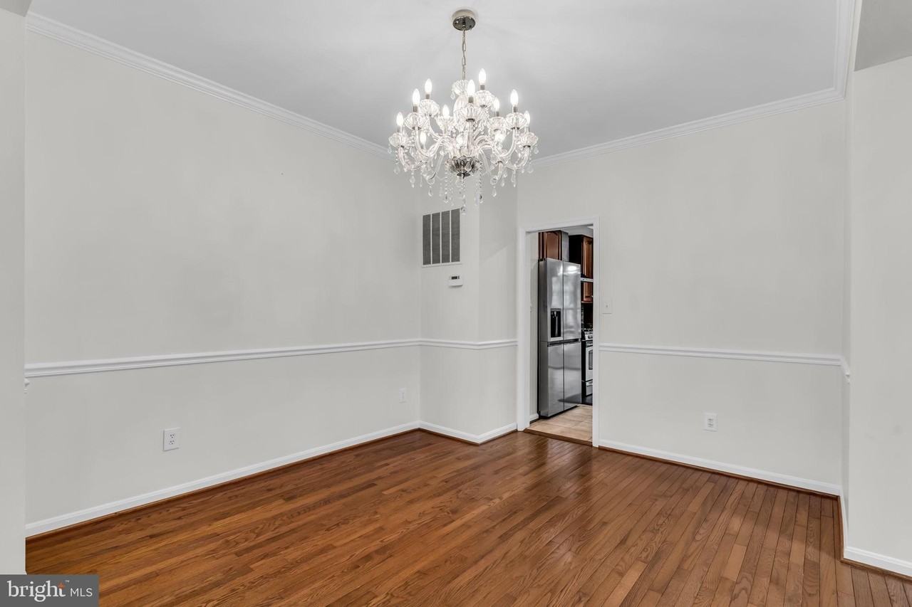 6618 Frost Lake Ln - Photo 7 of 39