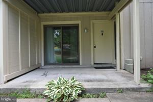 featured image of 5765 Rexford Ct #5765I