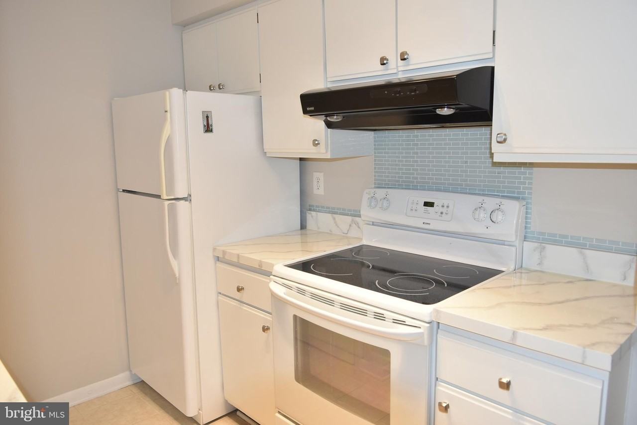 5765 Rexford Ct #5765I - Photo 2 of 13
