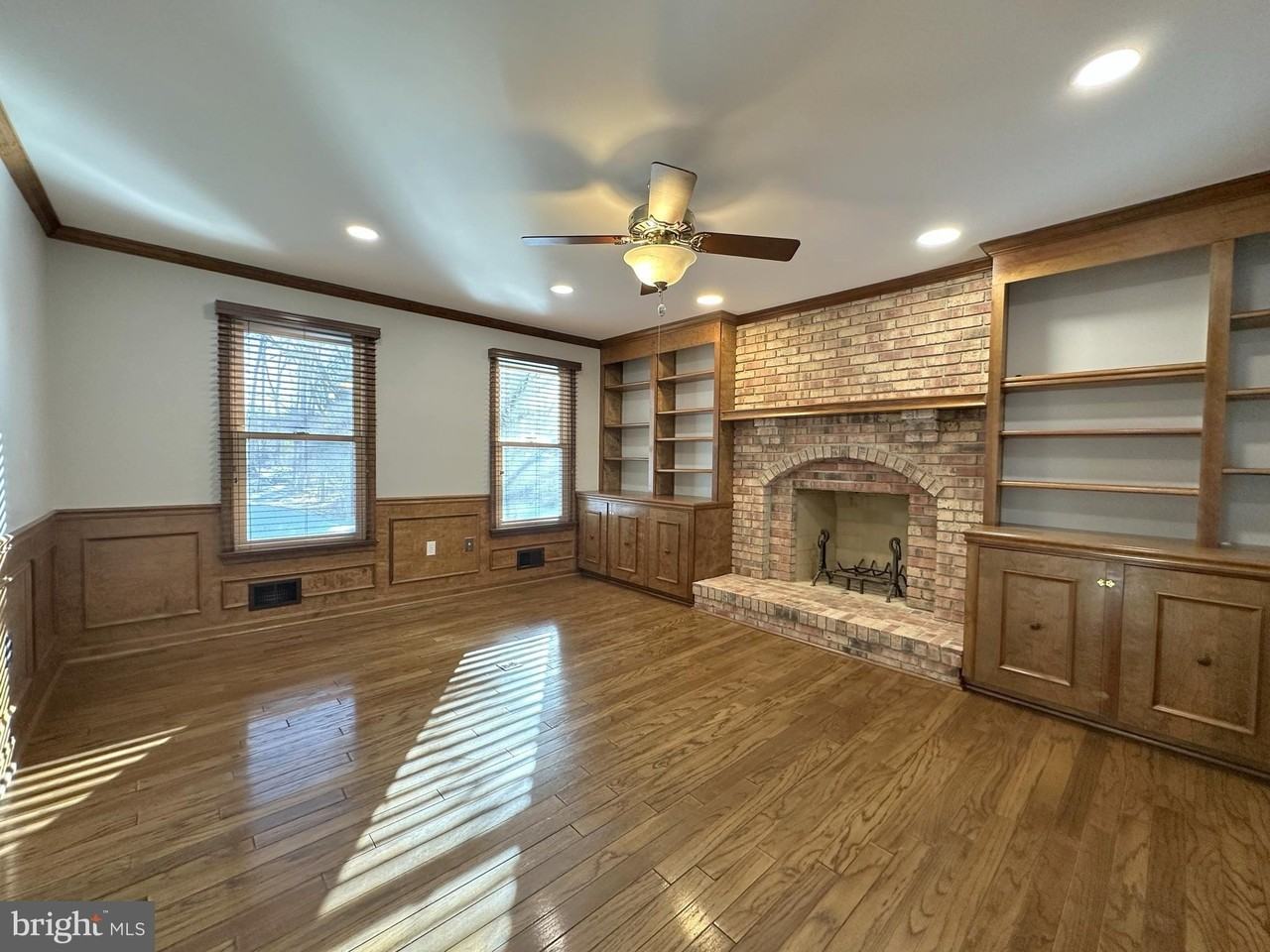 11560 Holly Briar Ln - Photo 6 of 50