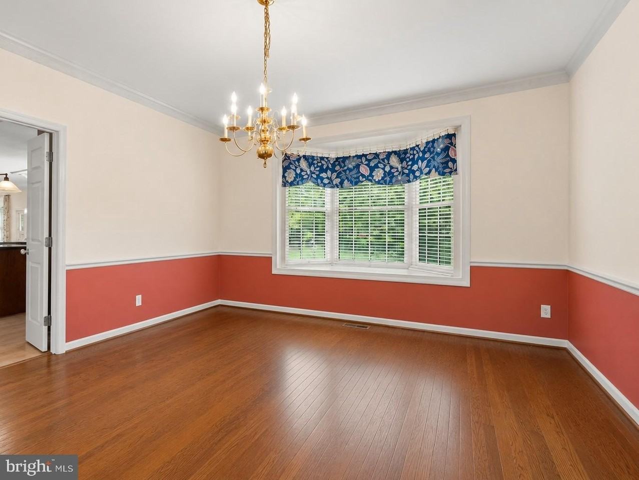 4804 Leighfield Valley Dr - Photo 6 of 24