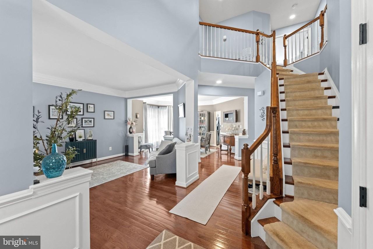 43550 Riverpoint Dr - Photo 3 of 45