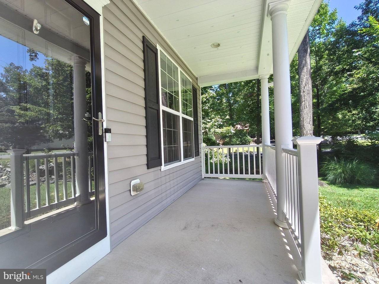 2913 Lakeview Pkwy - Photo 3 of 41