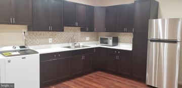 featured image of 1418 Mountain Rd