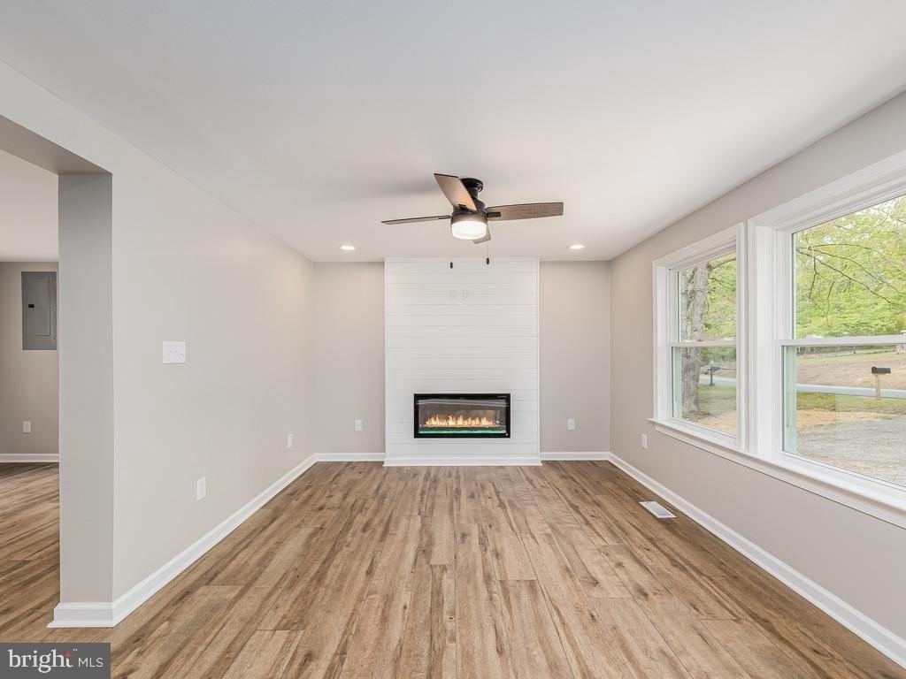 7109 N Shade Tree Ln - Photo 3 of 28
