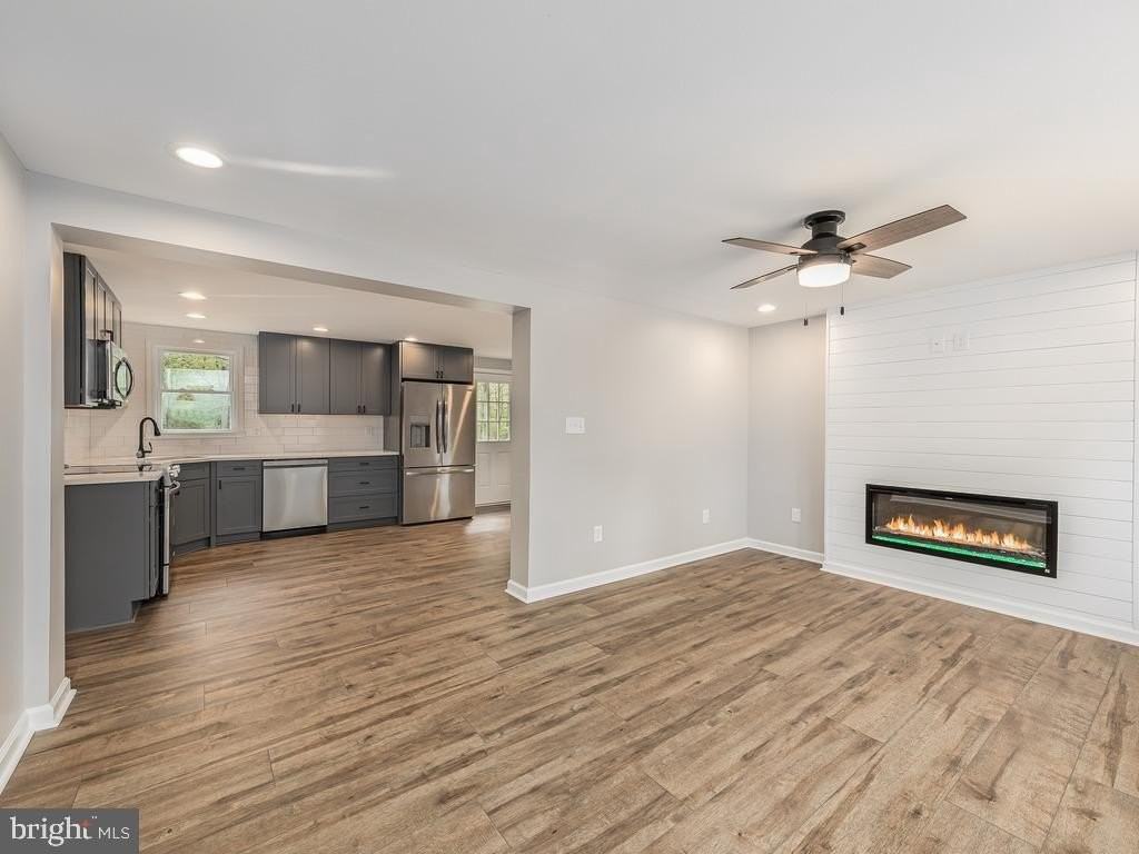 7109 N Shade Tree Ln - Photo 4 of 28