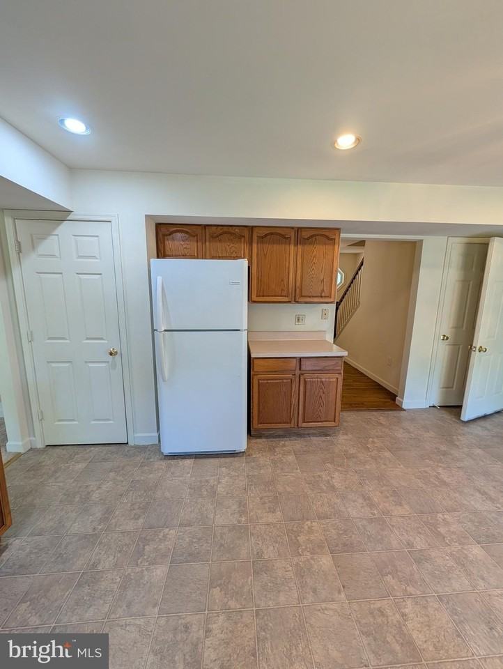 12904 Arsenal Ct - Photo 6 of 35