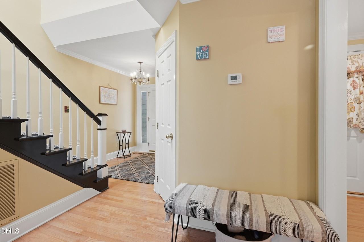 7514 Wellesley Park S - Photo 7 of 45
