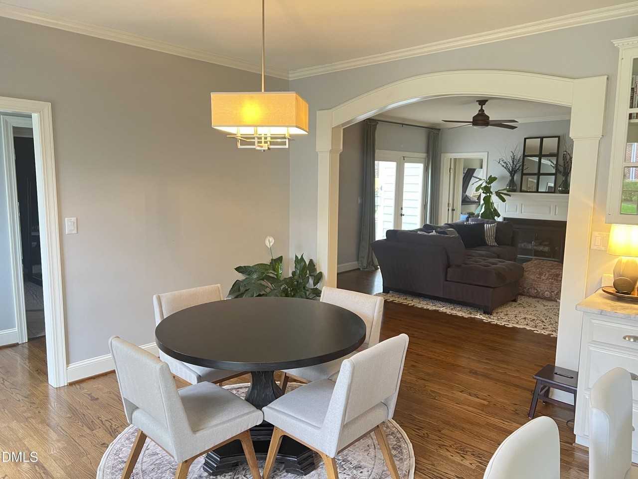 2200 Misskelly Dr - Photo 6 of 32