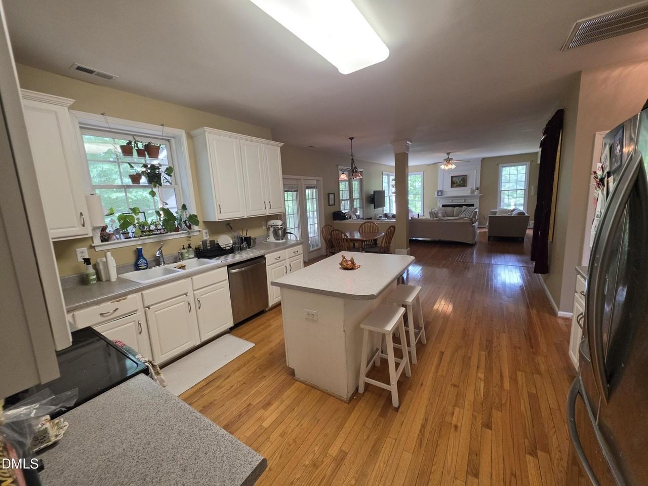 5 Spreading Oak Ct - Photo 6 of 28